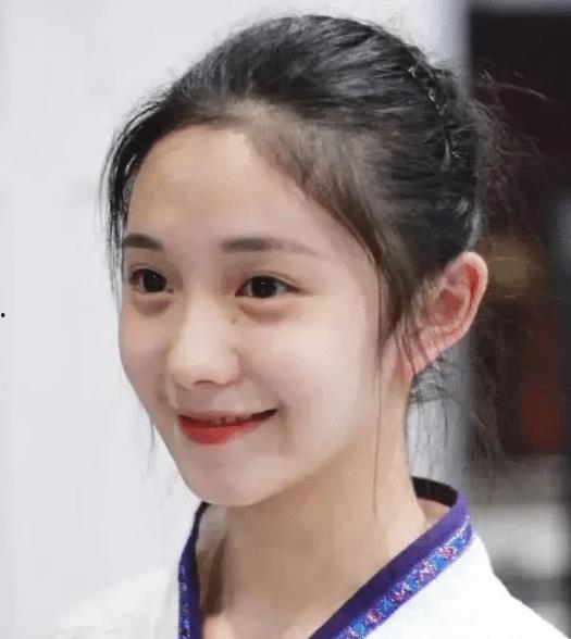 娱乐吃瓜酱刘浩存,娱乐吃瓜酱的甜蜜诱惑